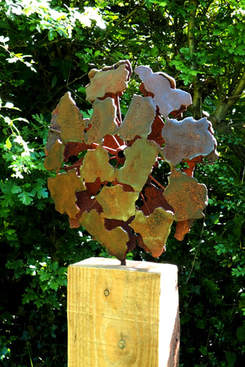 Picture of oxidised mild steel Capsulla sculpture